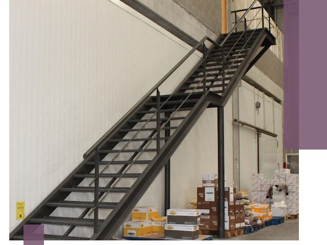 Лестницы для производства в Кизляре — изготовление и монтаж