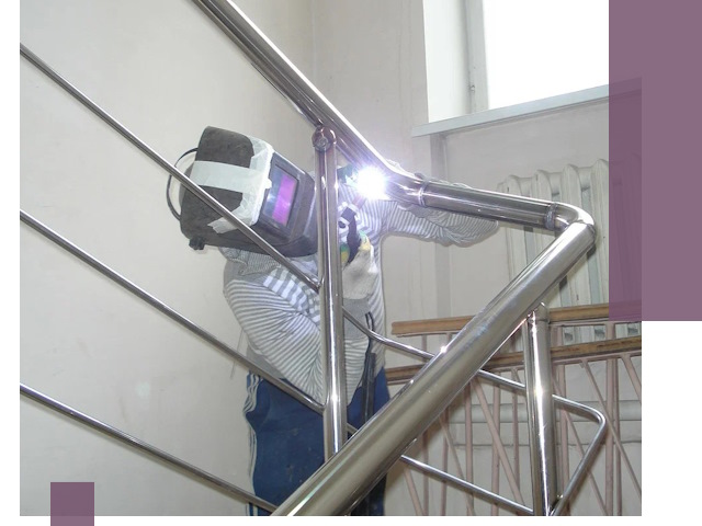 Монтаж перил и ограждений качественно в Кизляре