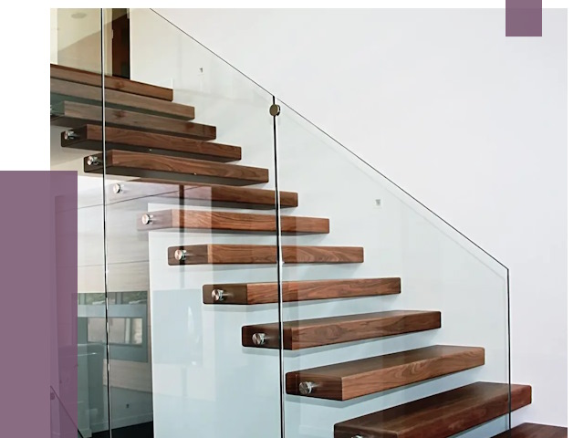 Стеклянные перила для лестницы в Кизляре от 14733 руб.