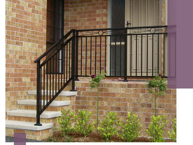 Уличные перила из металла под ключ в Кизляре