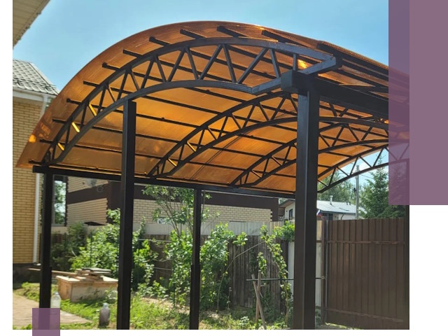 Изготовление навесов под ключ в Кизляре из качественных материалов