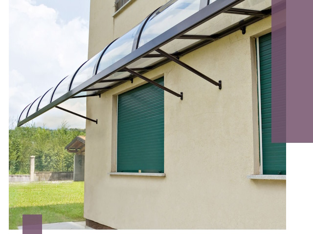 Козырьки над окнами в Кизляре — изготовление и монтаж по выгоде