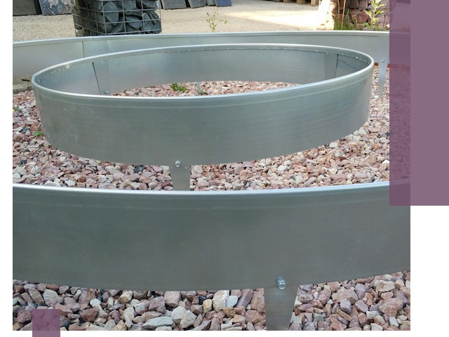 Нержавеющие бордюры под ключ в Кизляре — изготовление и монтаж